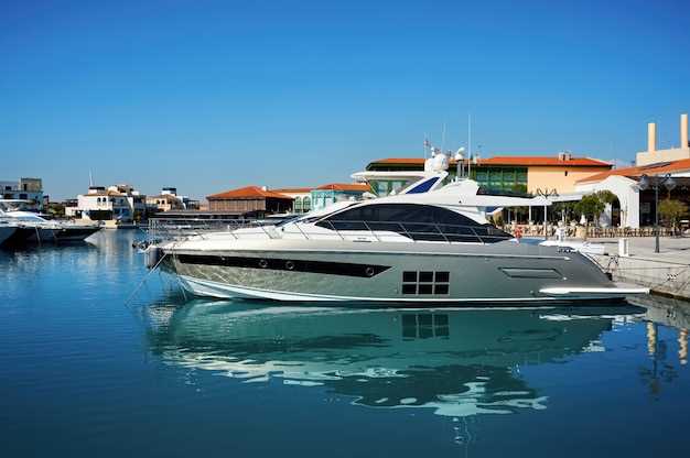 Cost Considerations: Maintenance and Purchase Price of Cuddy Cabins vs Cabin Cruisers